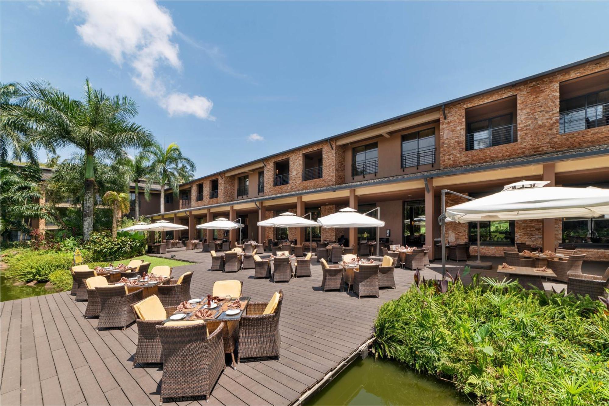 Speke Resort And Conference Center Kampala Exteriör bild