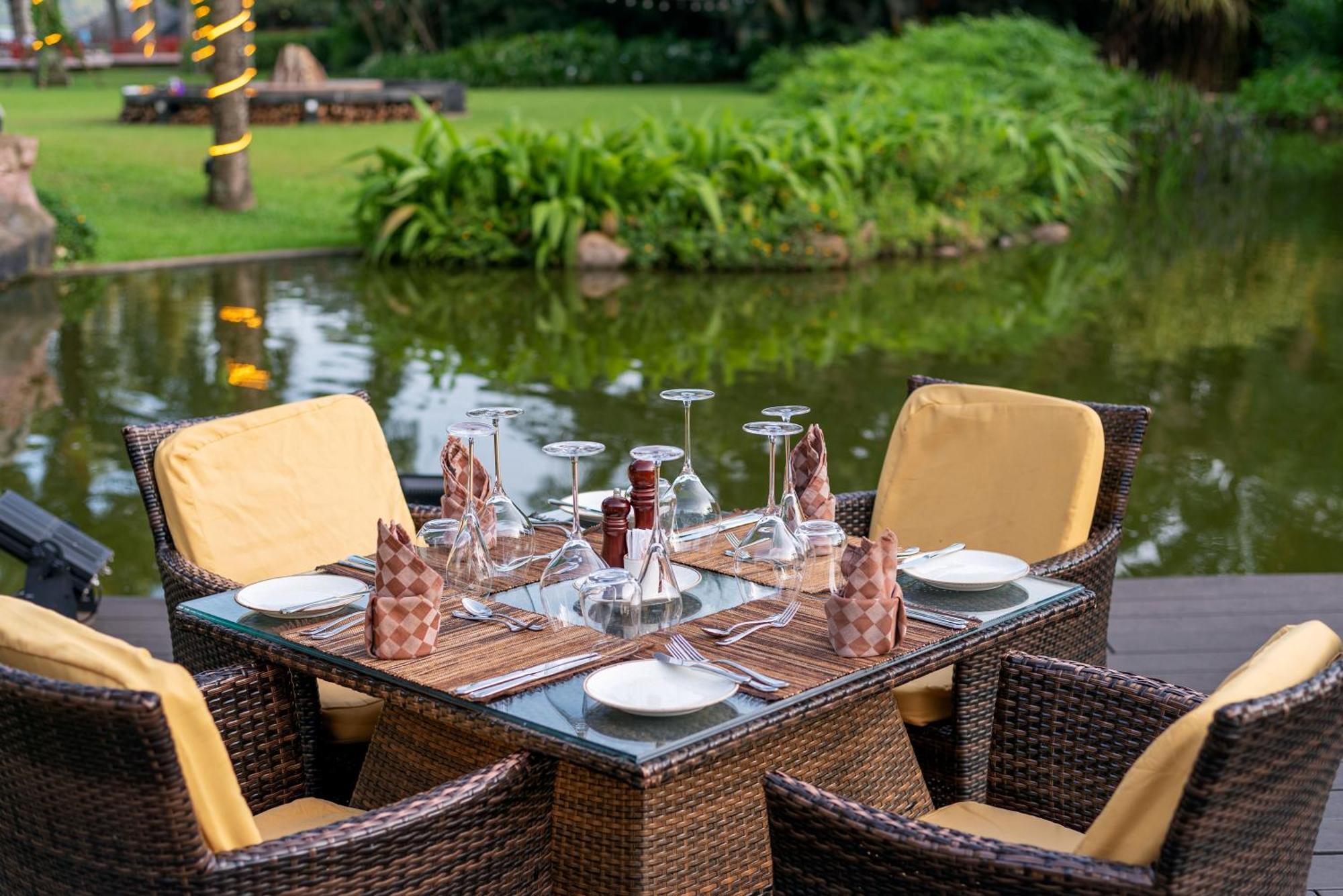 Speke Resort And Conference Center Kampala Exteriör bild
